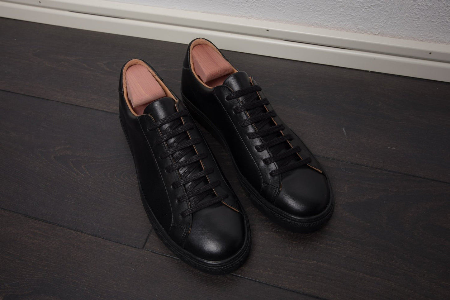 Baskets en Daim Noir avec Semelle Noire