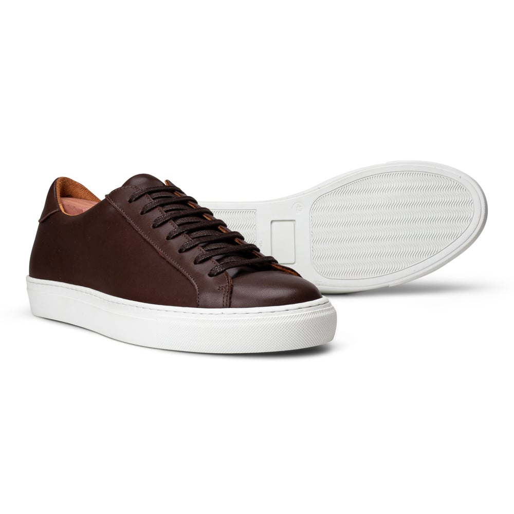 Baskets en Cuir Marron Foncé Pour Homme et Femme