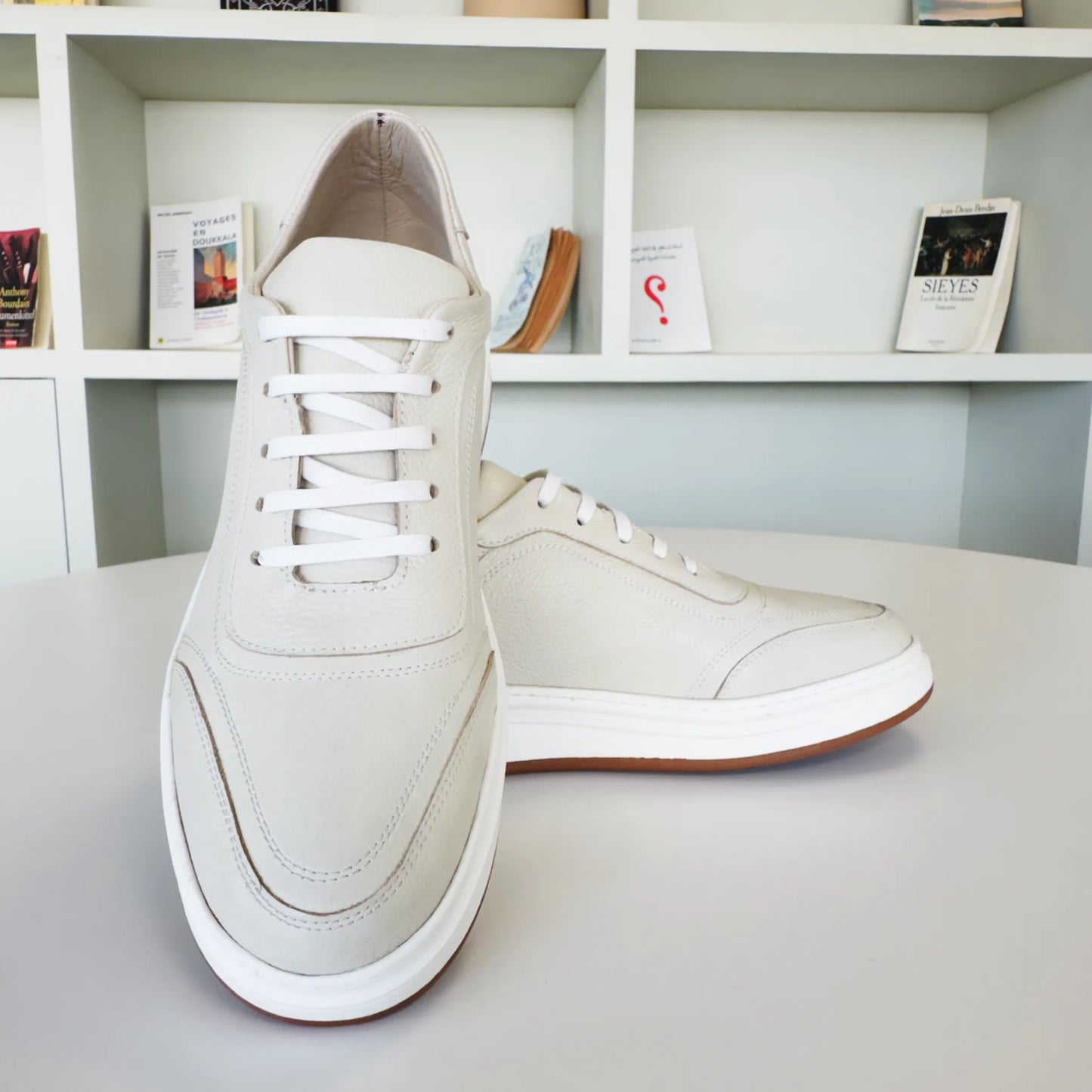 Baskets en Cuir Beige et Noir Pour Homme et Femme