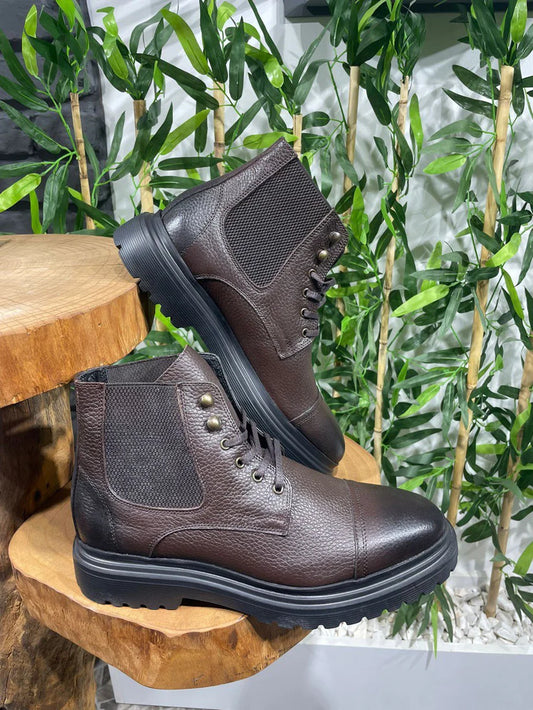 Bottes en Cuir Marron et Semelle EVA