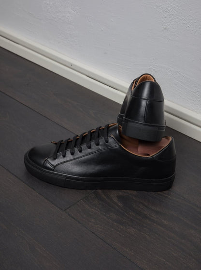 Baskets en Daim Noir avec Semelle Noire