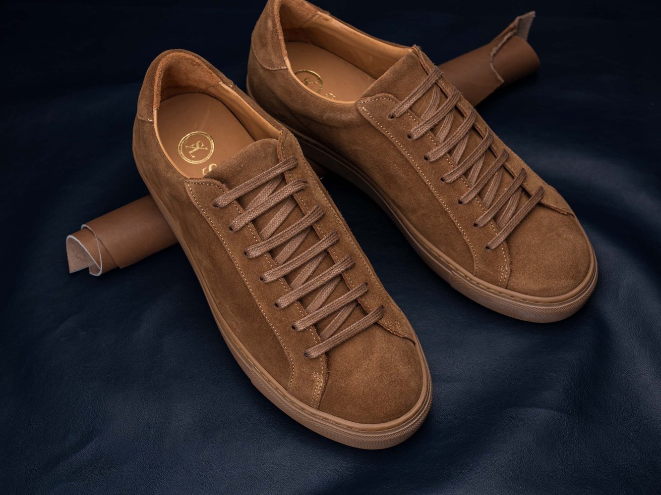 Baskets en Daim Marron avec Semelle Marron
