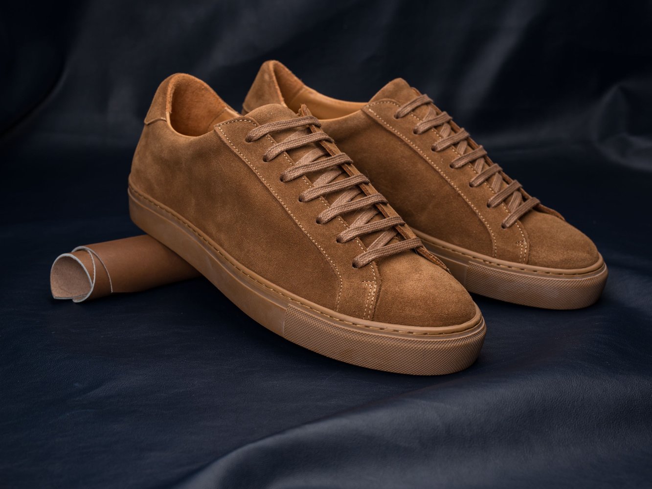 Baskets en Daim Marron avec Semelle Marron
