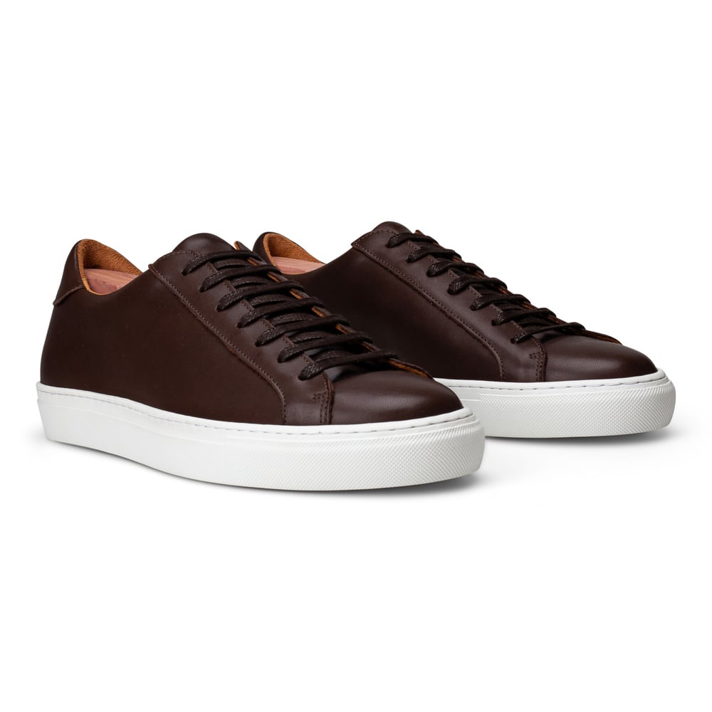 Baskets en Cuir Marron Foncé Pour Homme et Femme