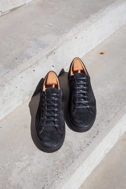 Baskets en Daim Noir avec Semelle Noire