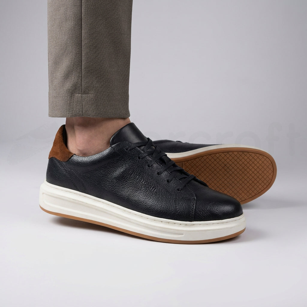 Sneakers en Cuir Grainé Noir et Beige Pour Homme et Femme
