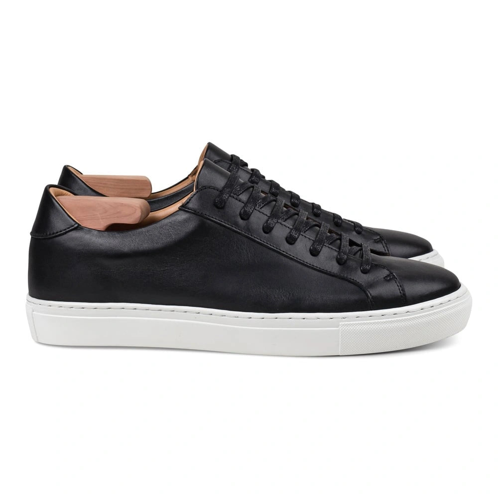 Prime Baskets en Cuir Noir ou Blanc avec Semelle Noire ou Blanche