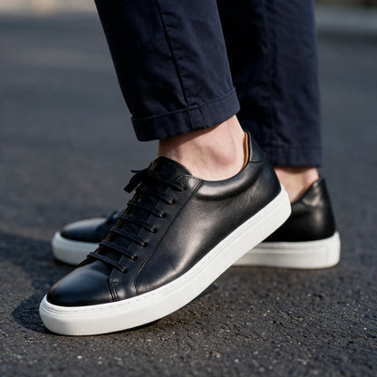 Prime Baskets en Cuir Noir ou Blanc avec Semelle Noire ou Blanche