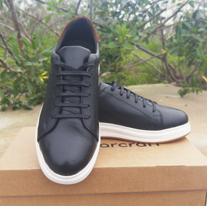Sneakers en Cuir Grainé Noir et Beige Pour Homme et Femme