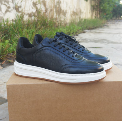 Baskets en Cuir Grainé Beige et Noir Pour Homme et Femme