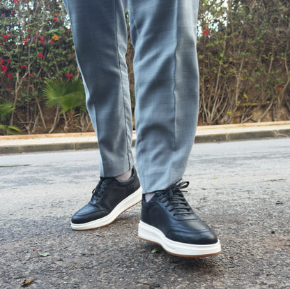 Baskets en Cuir Grainé Beige et Noir Pour Homme et Femme