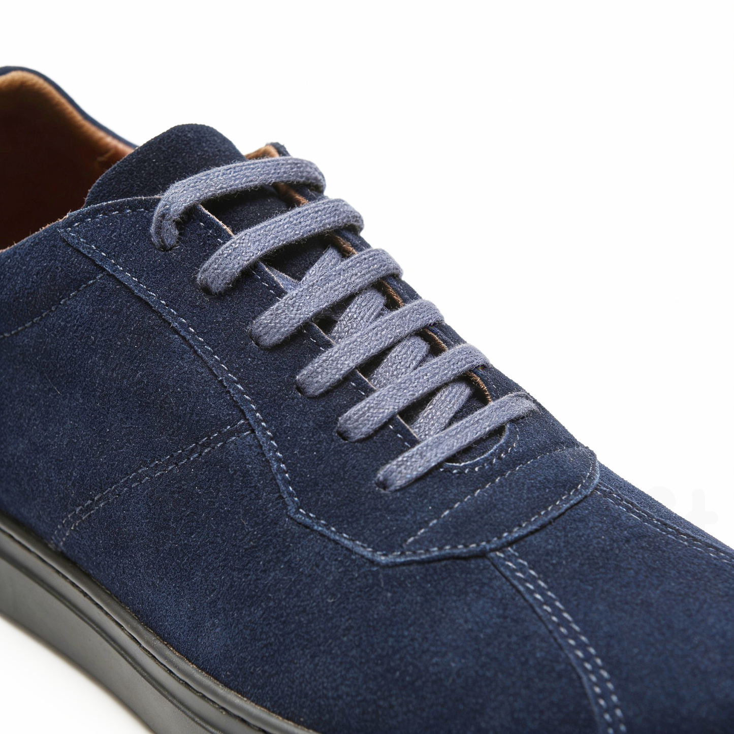 Baskets en Daim Bleu Foncé avec Semelle Gomme Foncée
