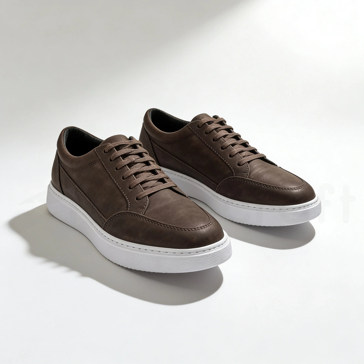 Valoris Baskets en Cuir Nubuck avec Semelle Eva Anti-Tâche