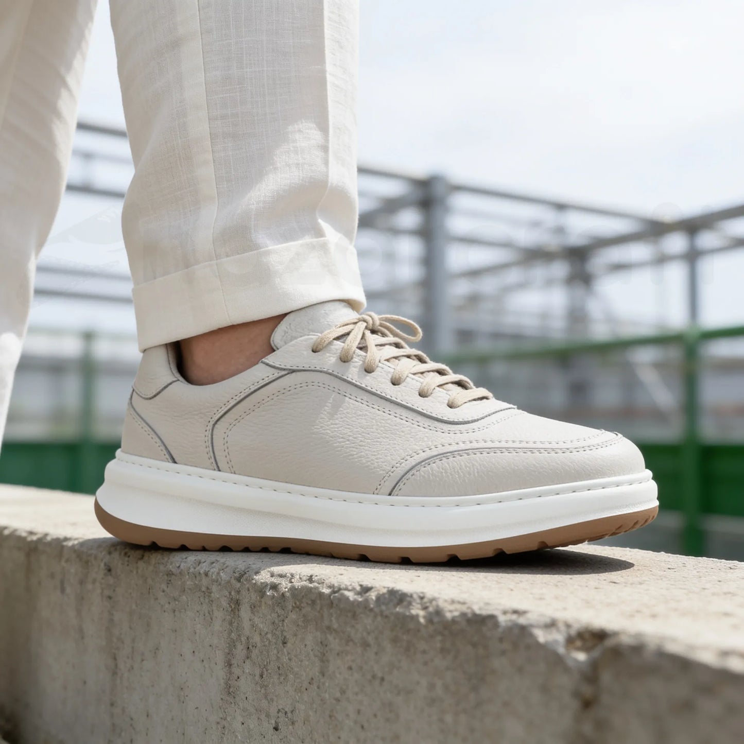 LEGACY 2.0 Baskets en Cuir Grainé Beige et Noir et Marron avec Semelle Eva Anti-Tâche