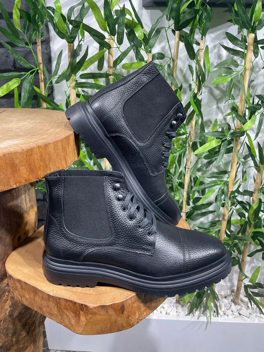 Bottes en Cuir Noir et Semelle EVA