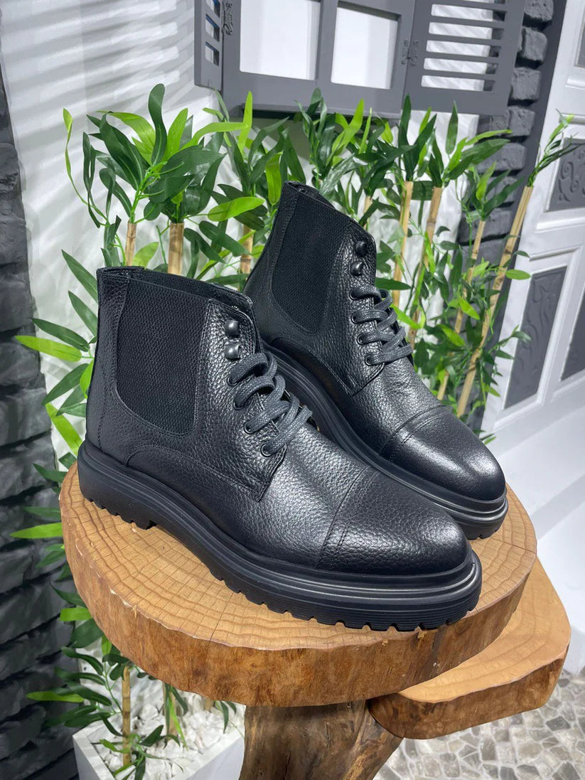 Bottes en Cuir Noir et Semelle EVA