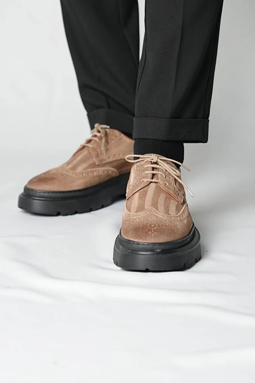Brogue Lacets épais à Bout Golf en Daim Marron