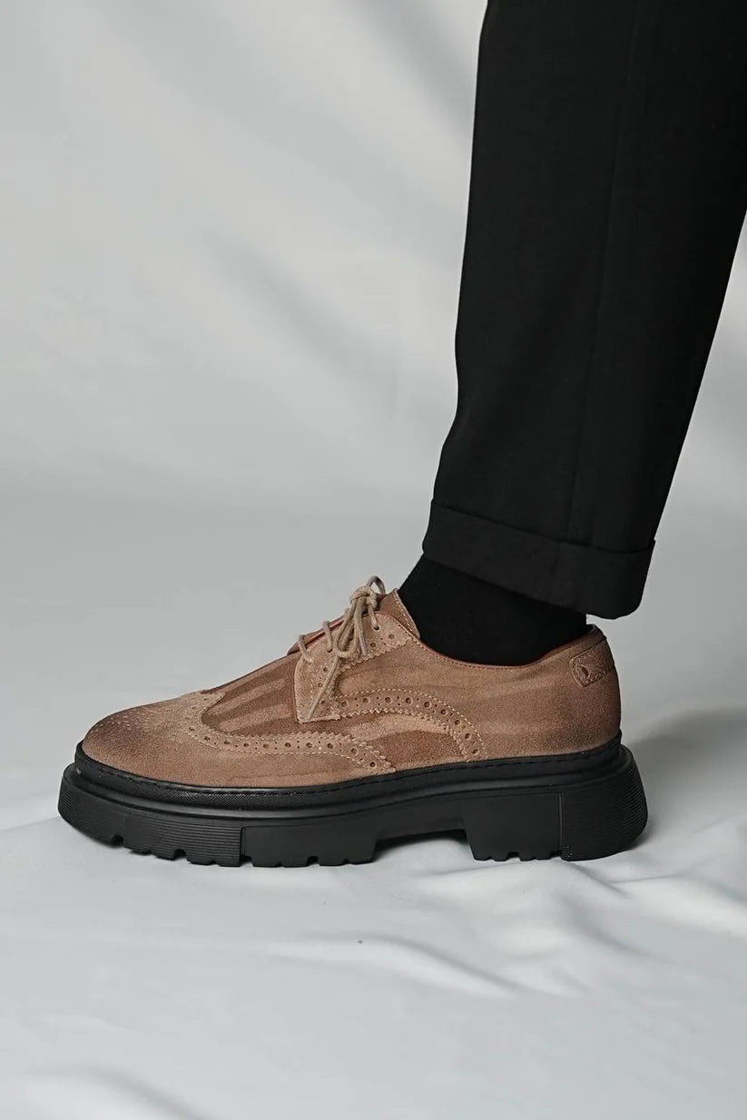 Brogue Lacets épais à Bout Golf en Daim Marron